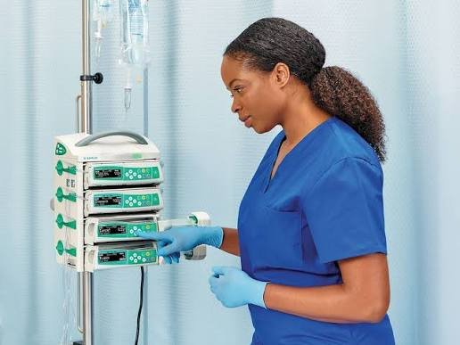 انواع اجهزة ضخ المحاليل infusion pump